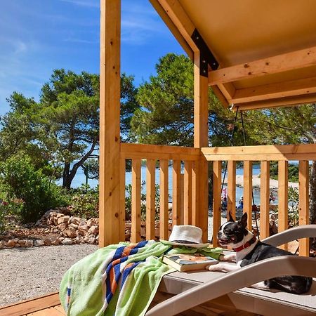 Glamping Ugljan Hotel Zadar Buitenkant foto