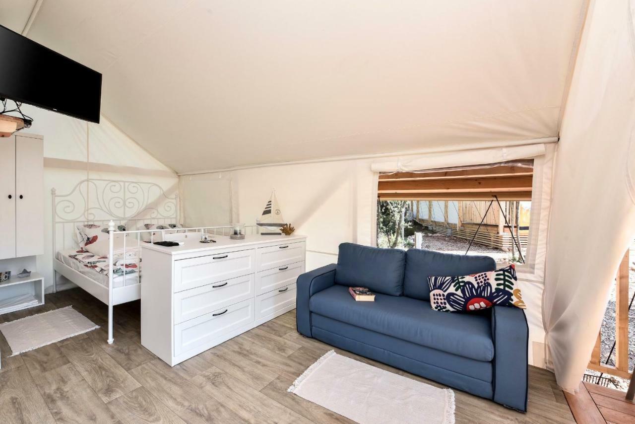 Glamping Ugljan Hotel Zadar Buitenkant foto