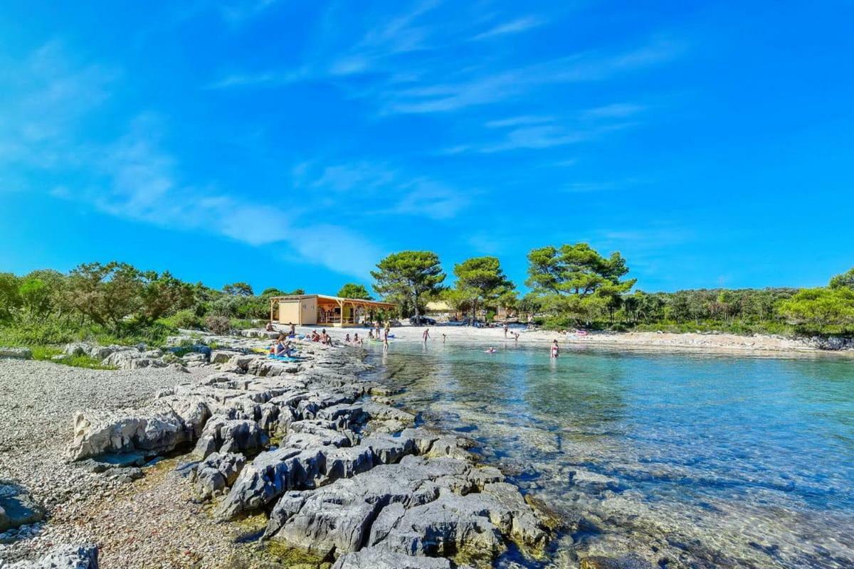 Glamping Ugljan Hotel Zadar Buitenkant foto